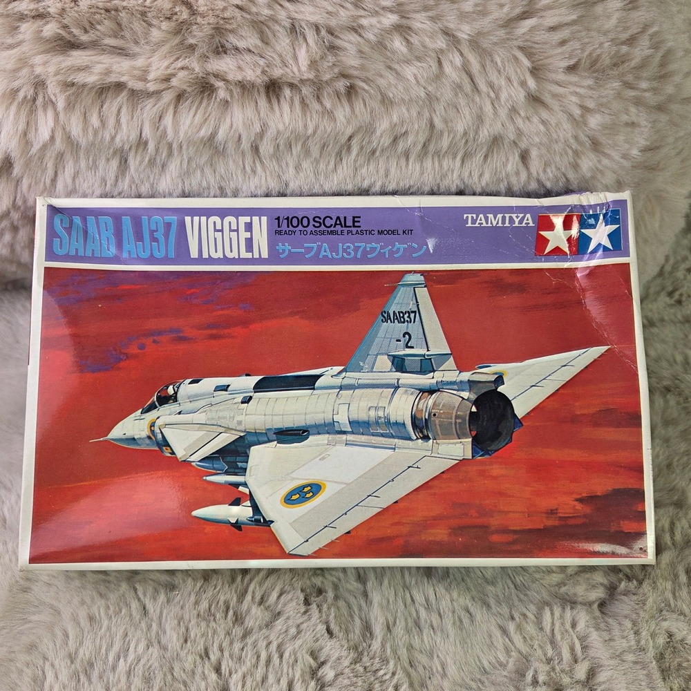 Tamiya Saab AJ37 Viggen 1/100 Scale Plastic Model Kit Mini Jet Series PA1011